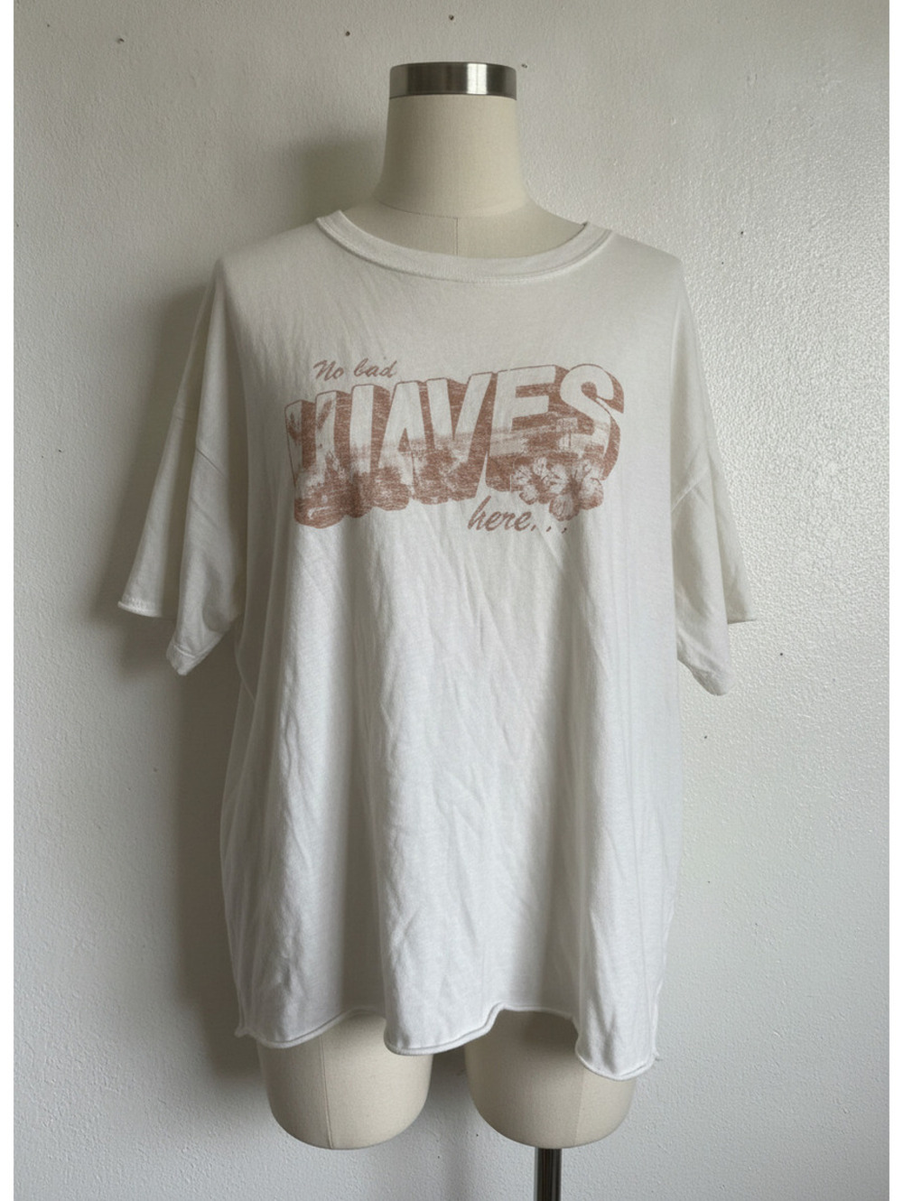 Aerie oversized relaxed large tee shirt coverup baggy white graphic beachcore